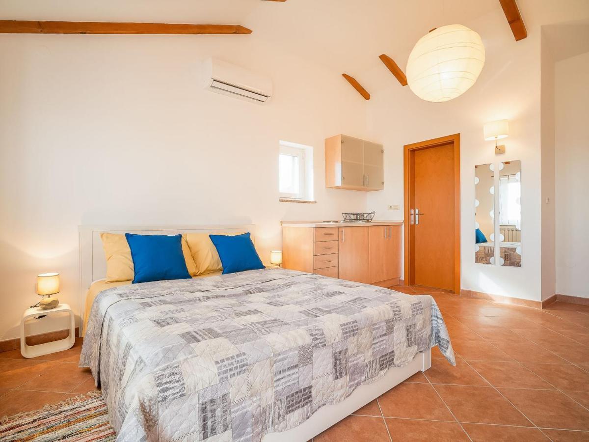 Holiday Home Mila By Interhome Kras エクステリア 写真